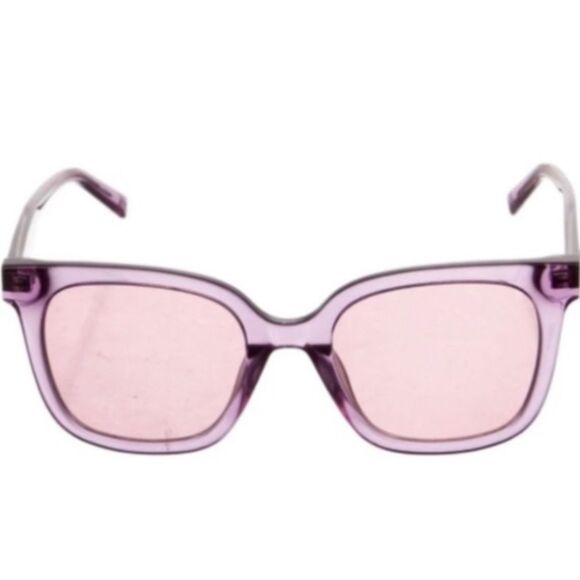 *MCM* Wayfarer Tinted Sunglasses EUC! Mcm Worldwide MW0010 Sunglasses | Select Eyewear main image 4